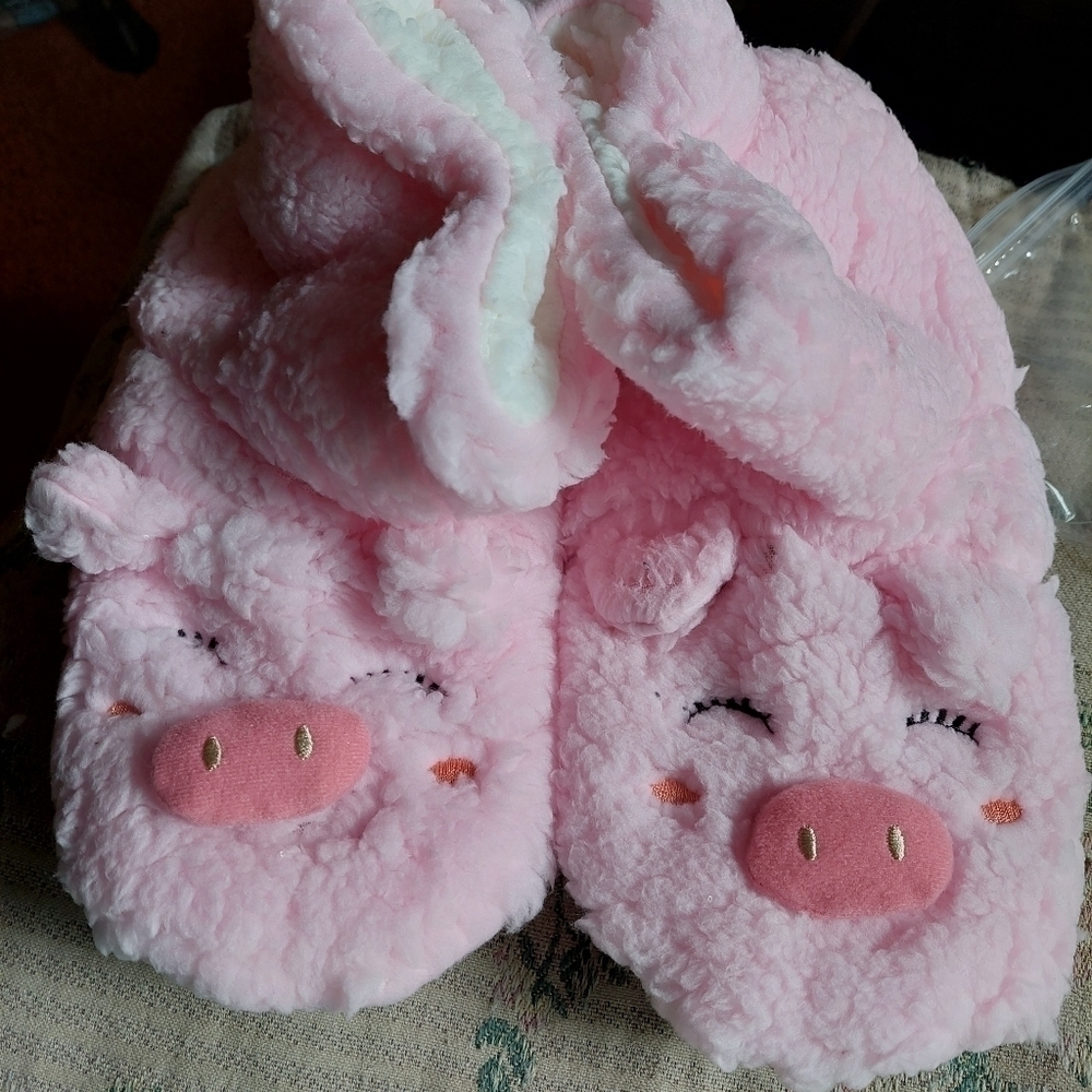 New* Ladies Pink Panda Bros Piggy Bootie Slipper Socks (M)